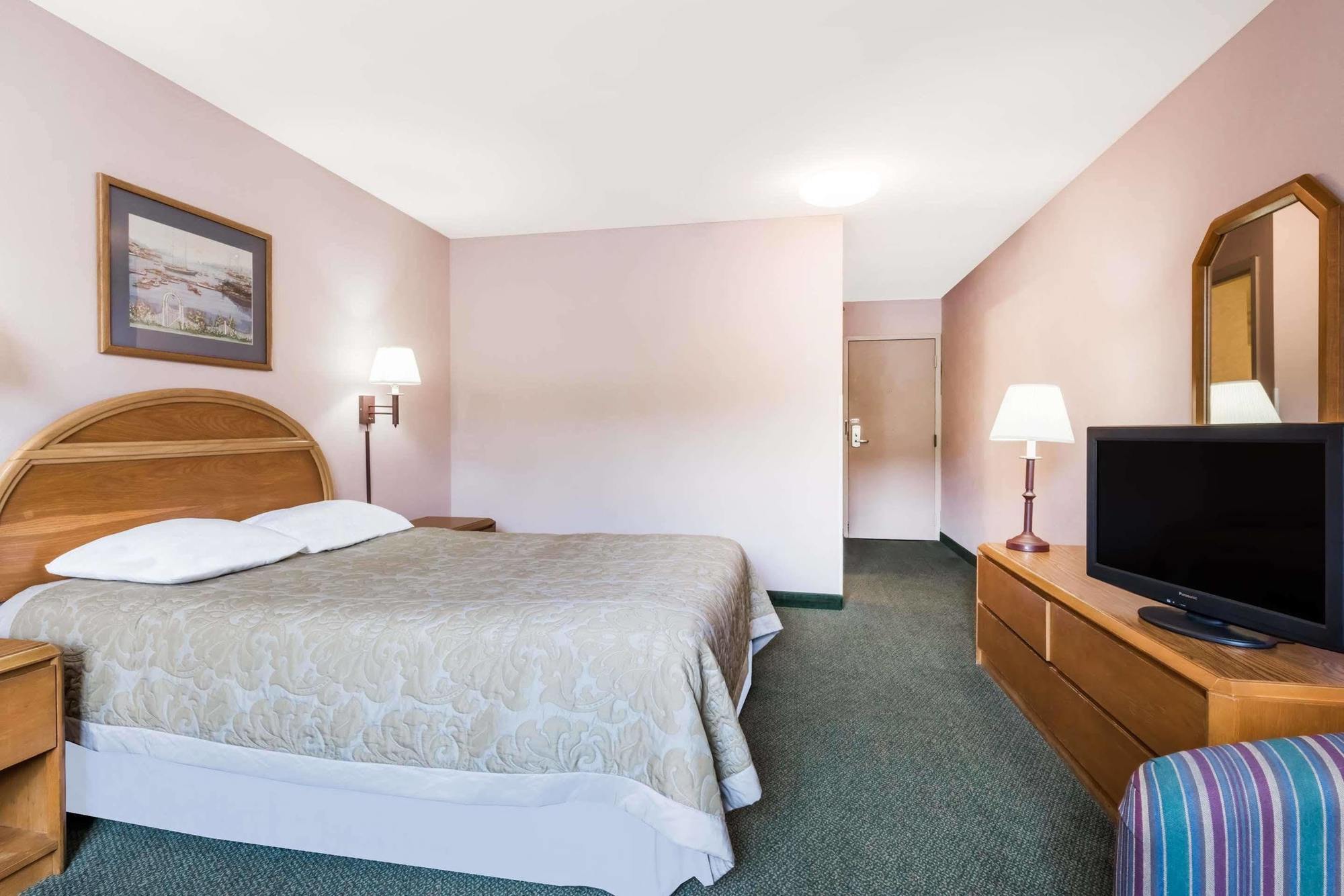 Super 8 By Wyndham State College Motel Buitenkant foto